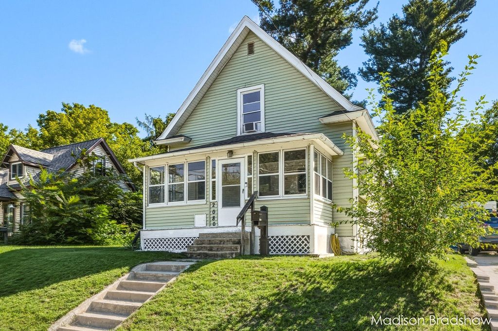 2080 Swensberg Avenue Ne, Grand Rapids city