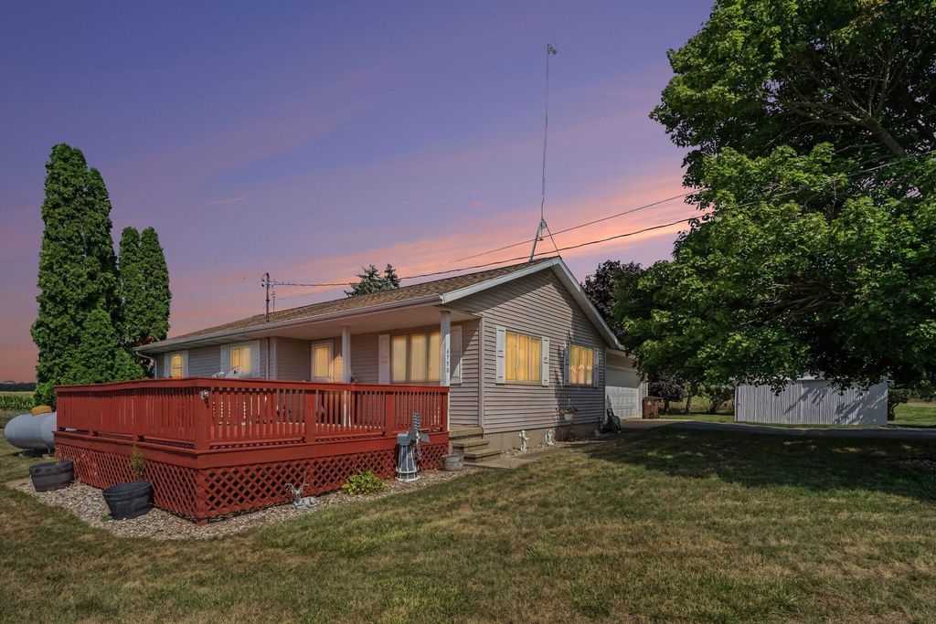 6750 S Bliss Road, North Shade township