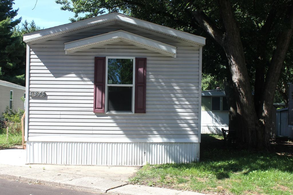 4875 Pamela Avenue Se, Kentwood city