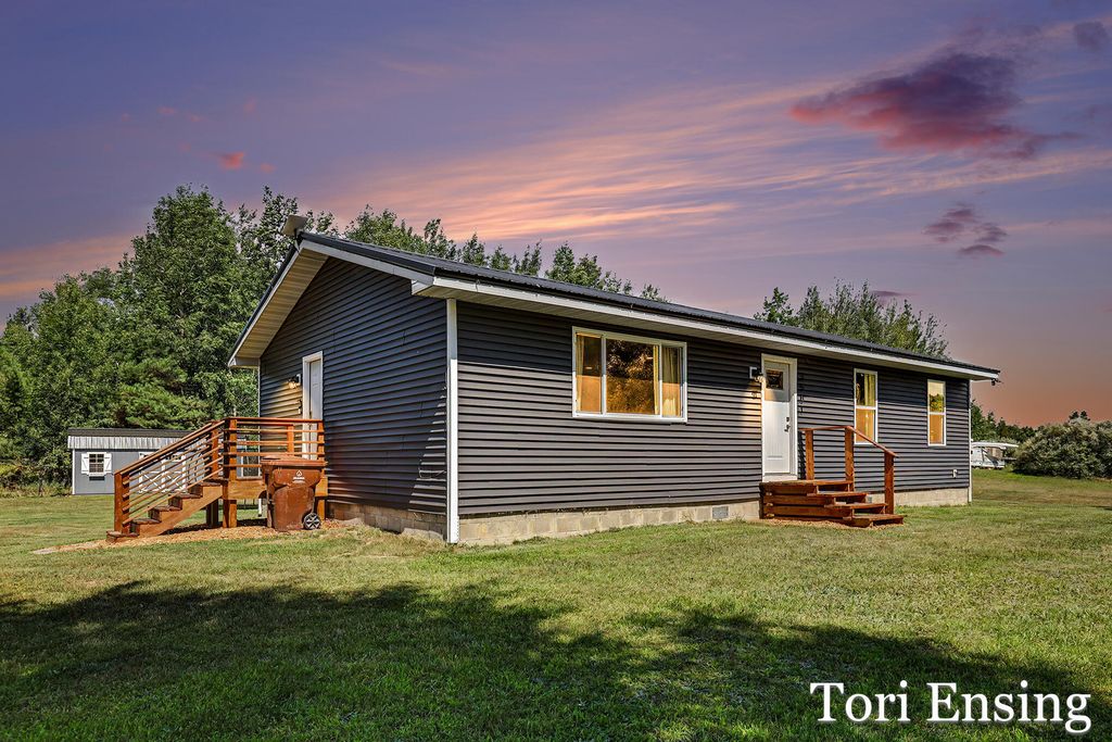 3501 E Evergreen Road Se, Evergreen township