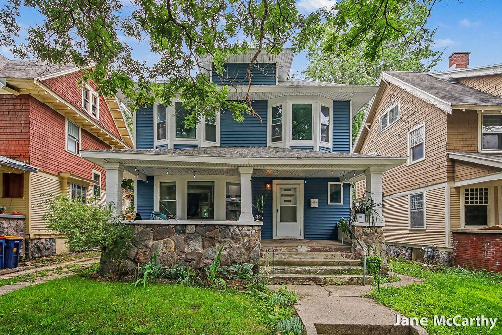 1240 Bemis Street Se, Grand Rapids city