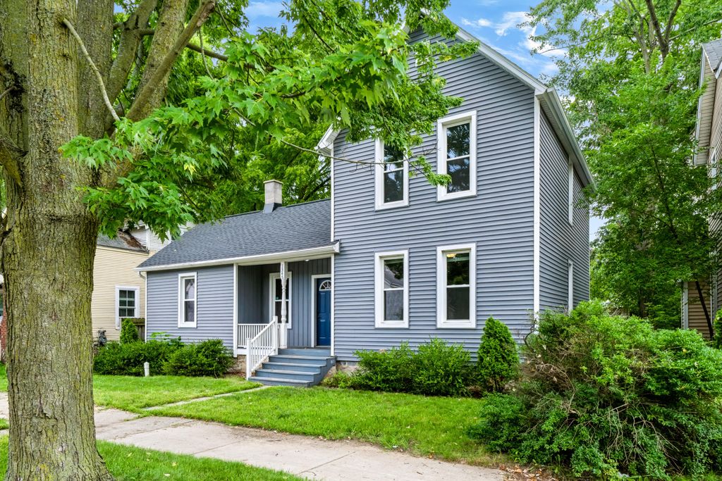 1345 Broadway Avenue Nw, Grand Rapids city