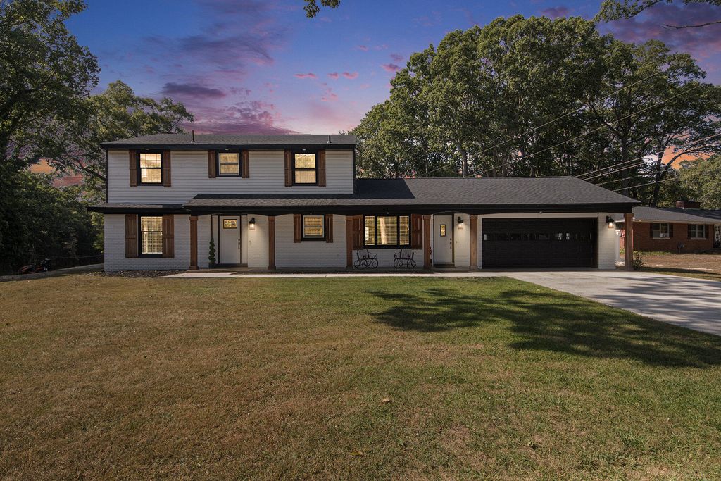 4085 Quainton Road, Norton Shores city