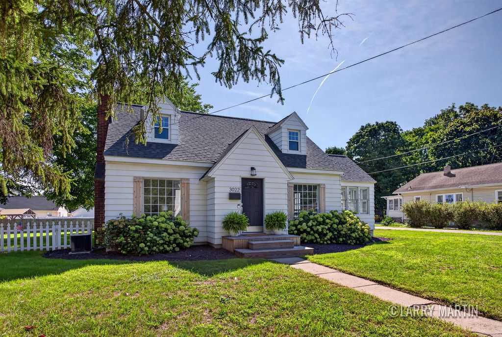 3022 Locke Avenue Sw, Grandville city
