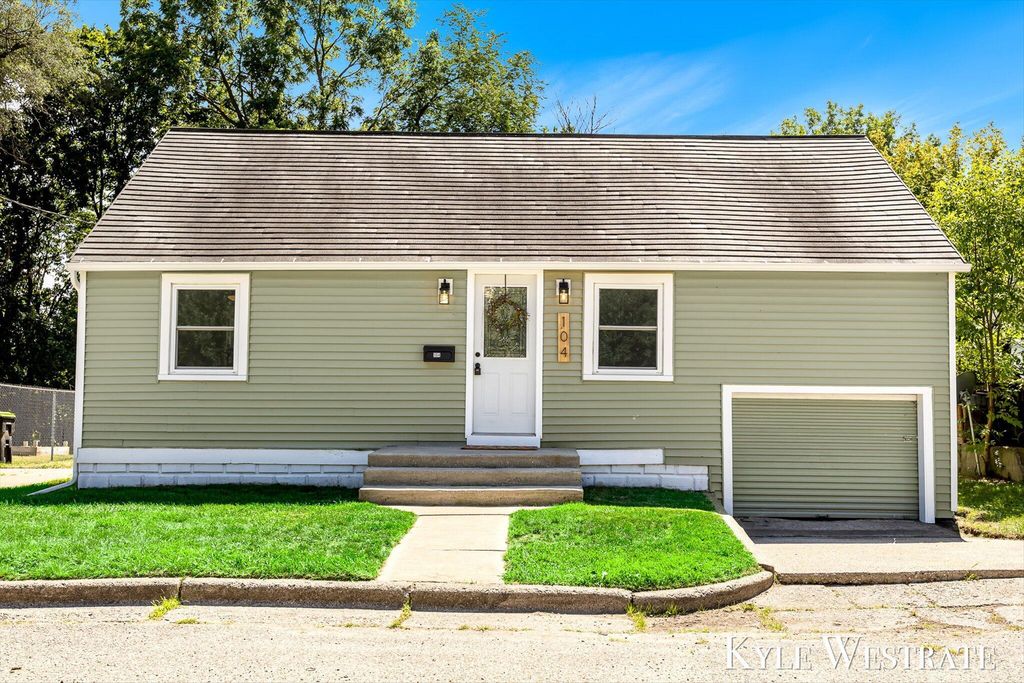 104 Sunnyside Court, Greenville city