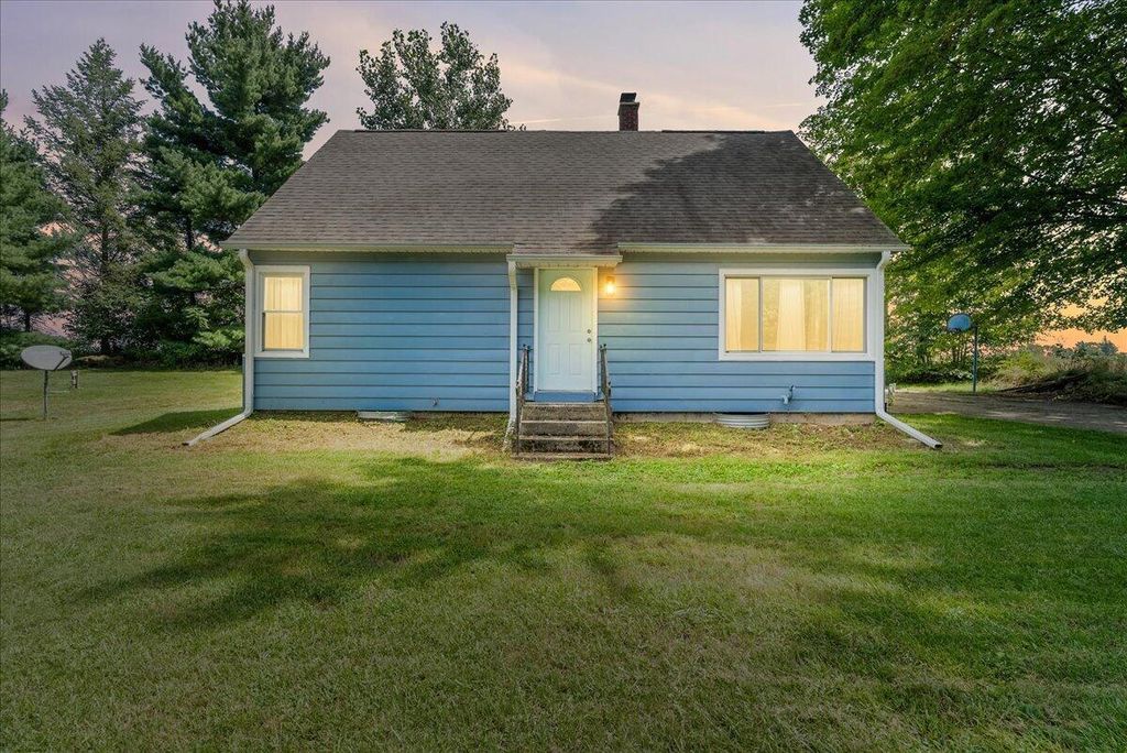 9718 19 1/2 Mile Road, Eckford township