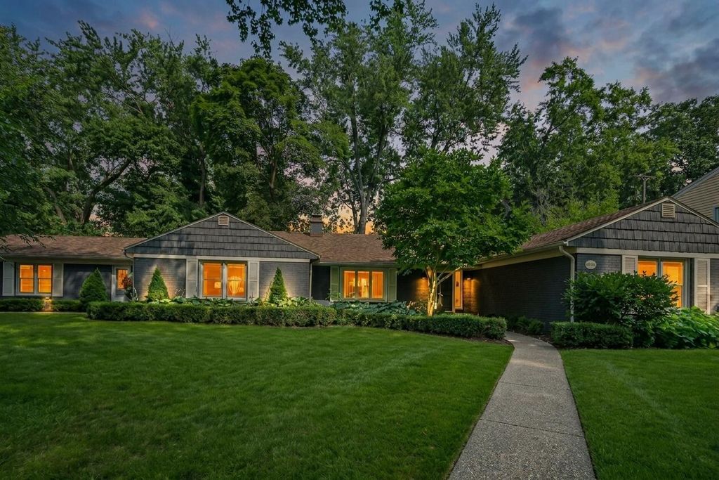 1414 Rosalind Road Se, East Grand Rapids