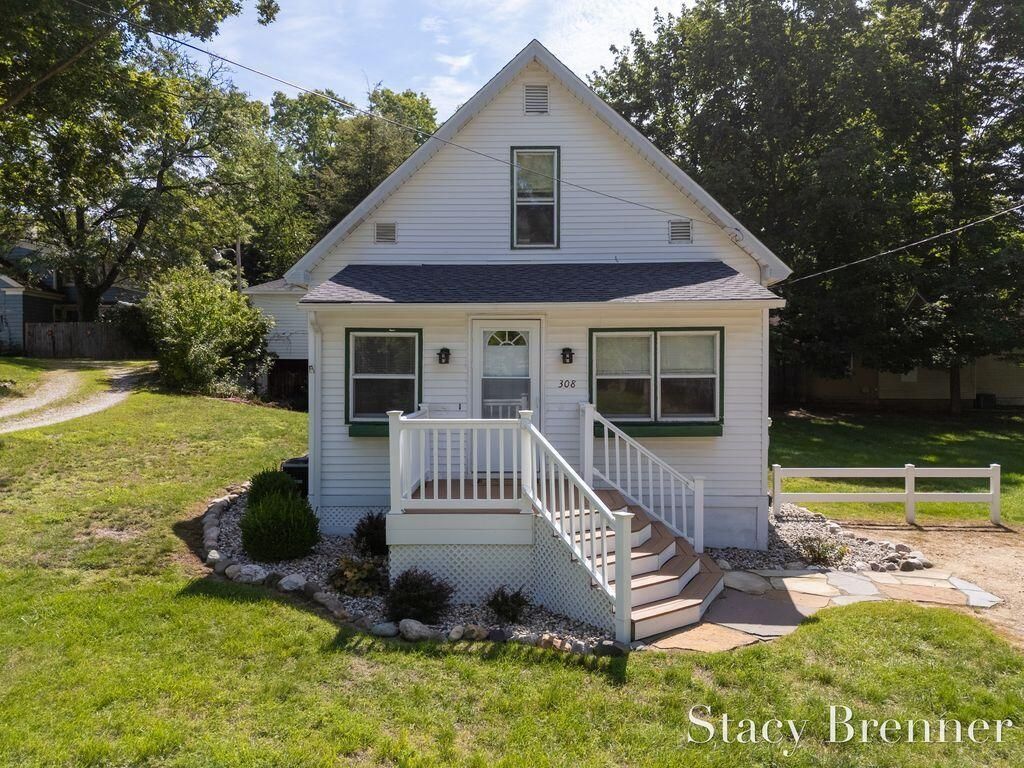 308 4th Street, Allegan city