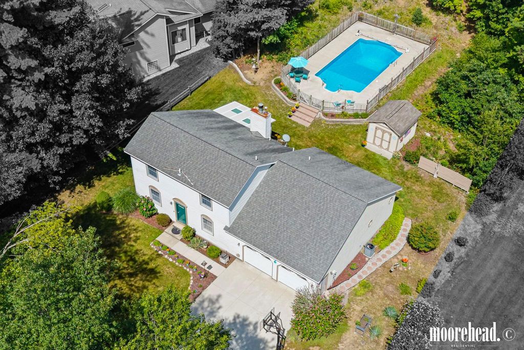 17047 Lincoln Street, Grand Haven charter township