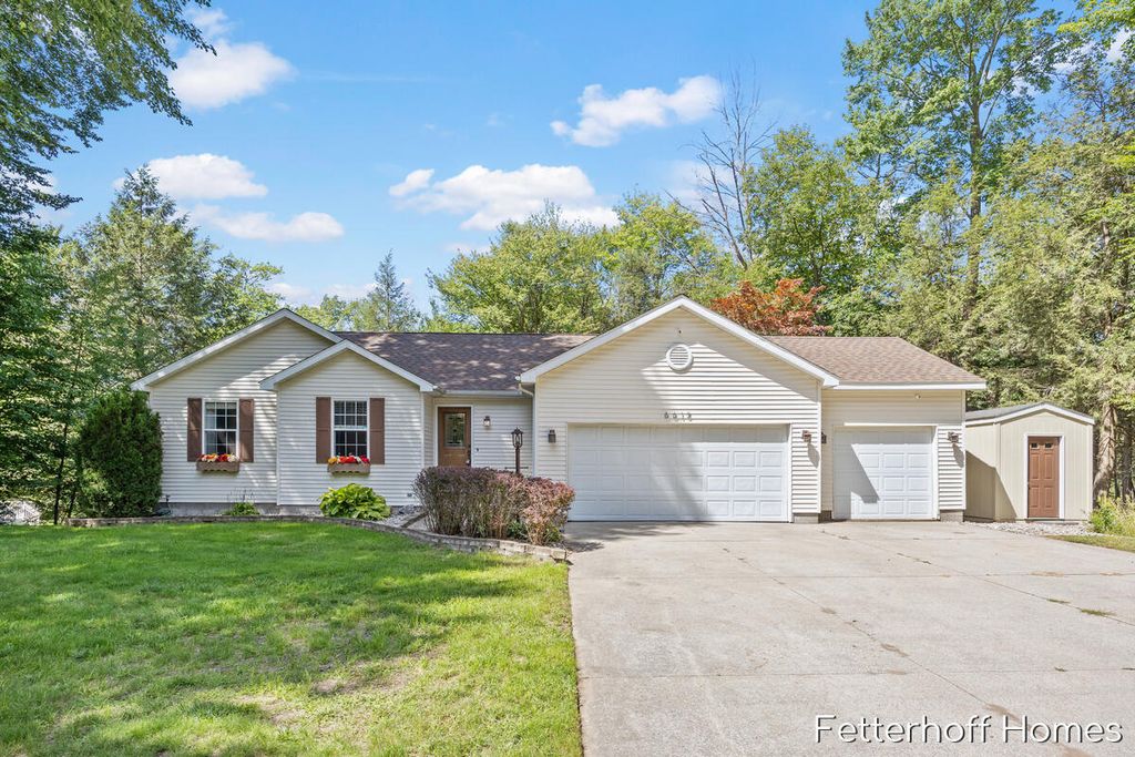 6615 Beech Creek Drive, Fruitport charter township