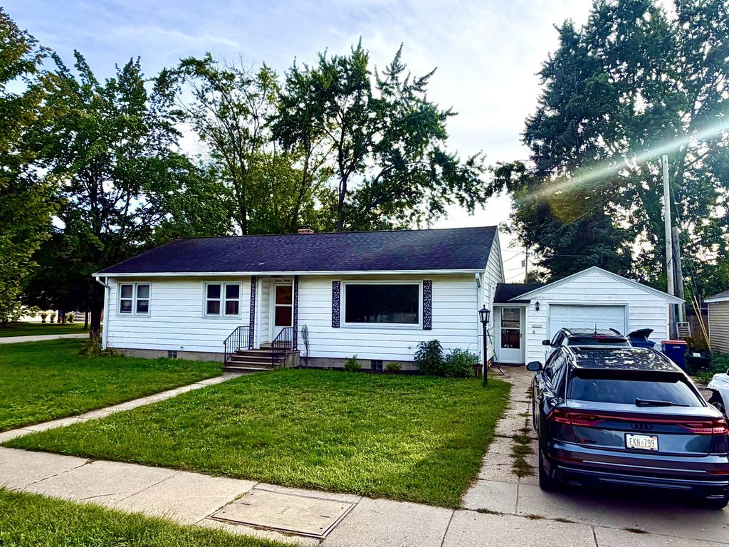 1135 W Summit Avenue, Roosevelt Park city