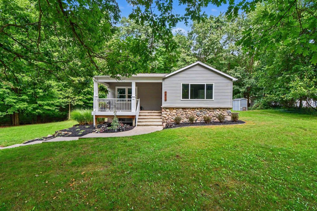 7911 68th Street Se, Caledonia township