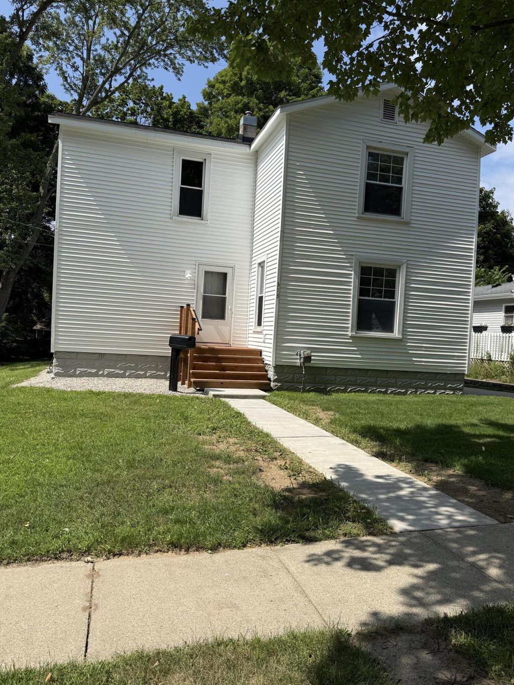 313 Morse Street, Ionia city
