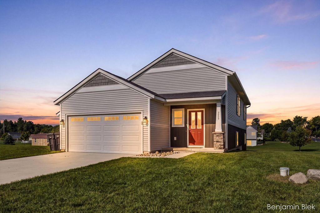 2809 Ivy Lane, Irving township