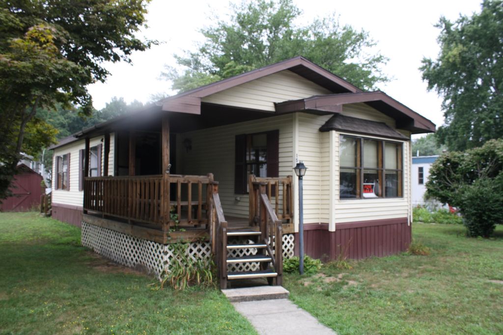 1580 Larry Drive Unit: 44, Allegan township