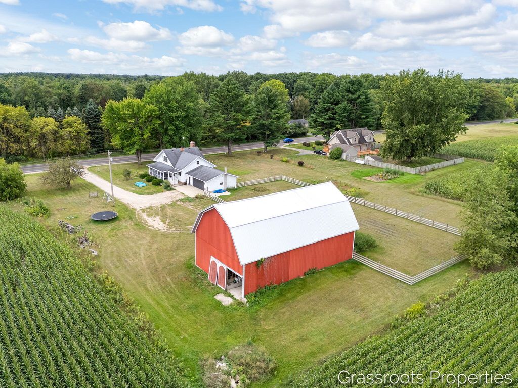 6196 W Sidney Road, Sidney