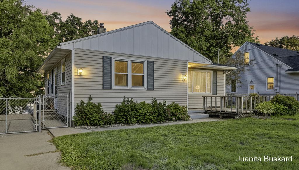 3449 Taft Avenue Sw, Wyoming city