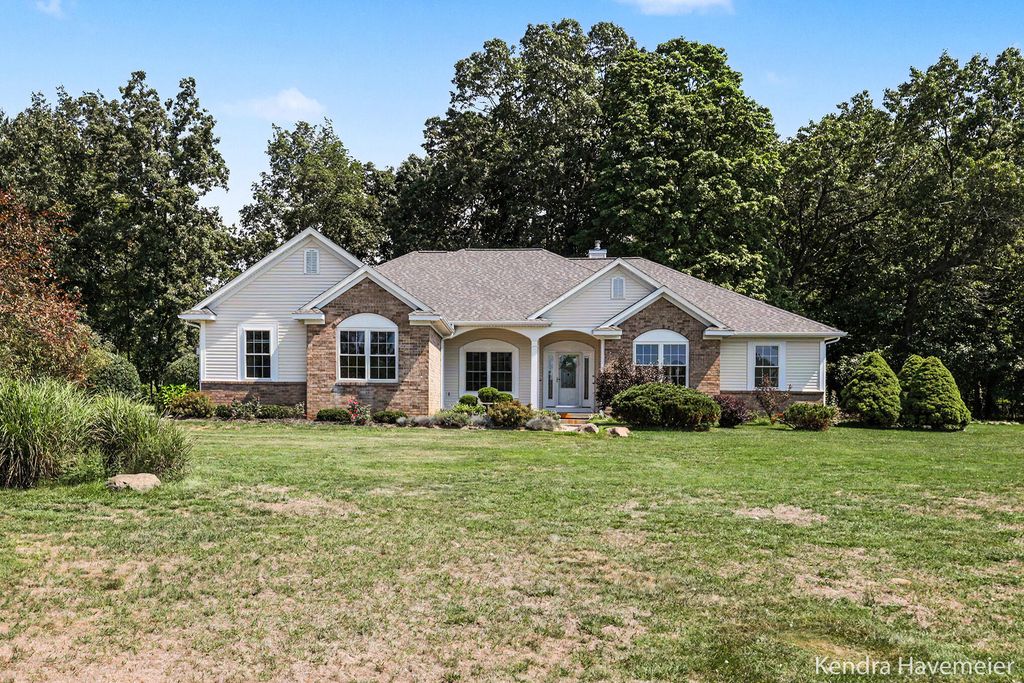 144 Sudan Drive Se, Vergennes township