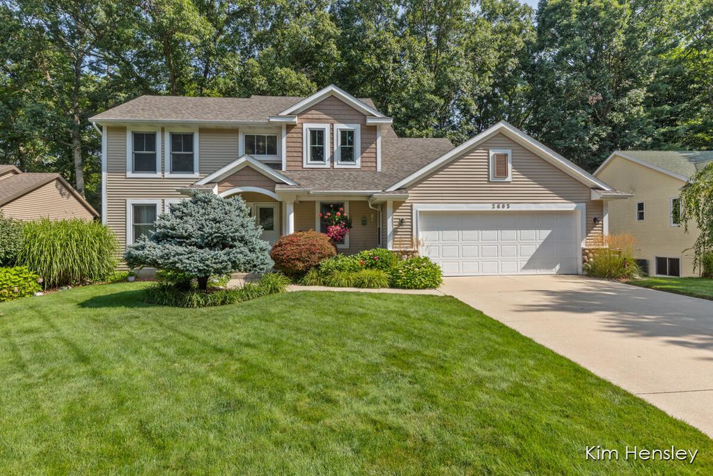 2603 Golfbury Drive Sw, Wyoming city