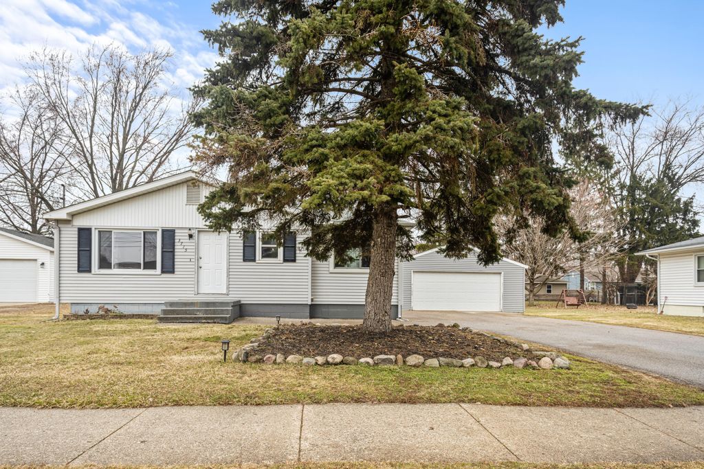3715 Grant Street, Hudsonville city