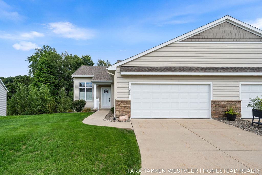 1266 S Village Circle Building: 13, Oshtemo charter township
