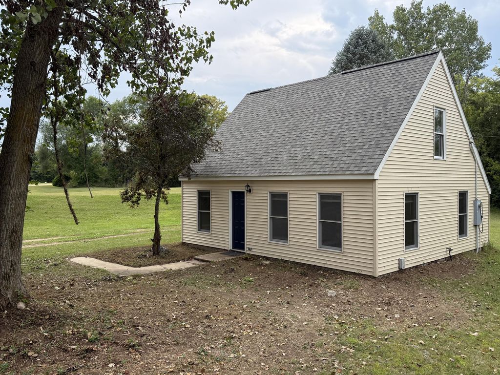 7308 Highland Drive, Hope township
