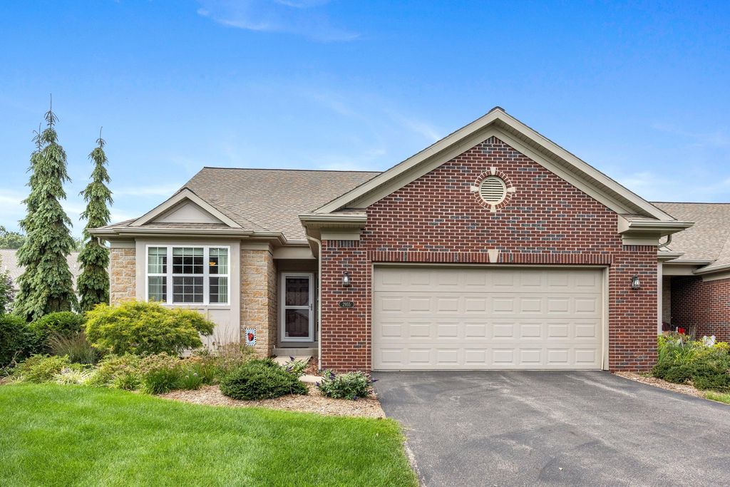 2955 Woodridge Circle Ne, Grand Rapids charter township