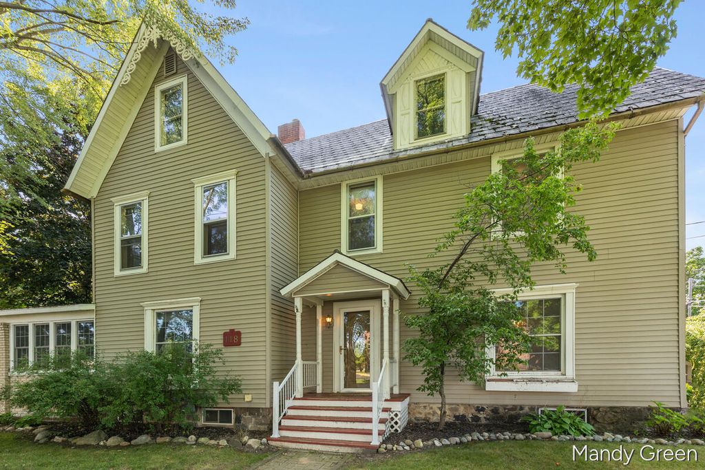 118 S 2nd Street, Carson City city