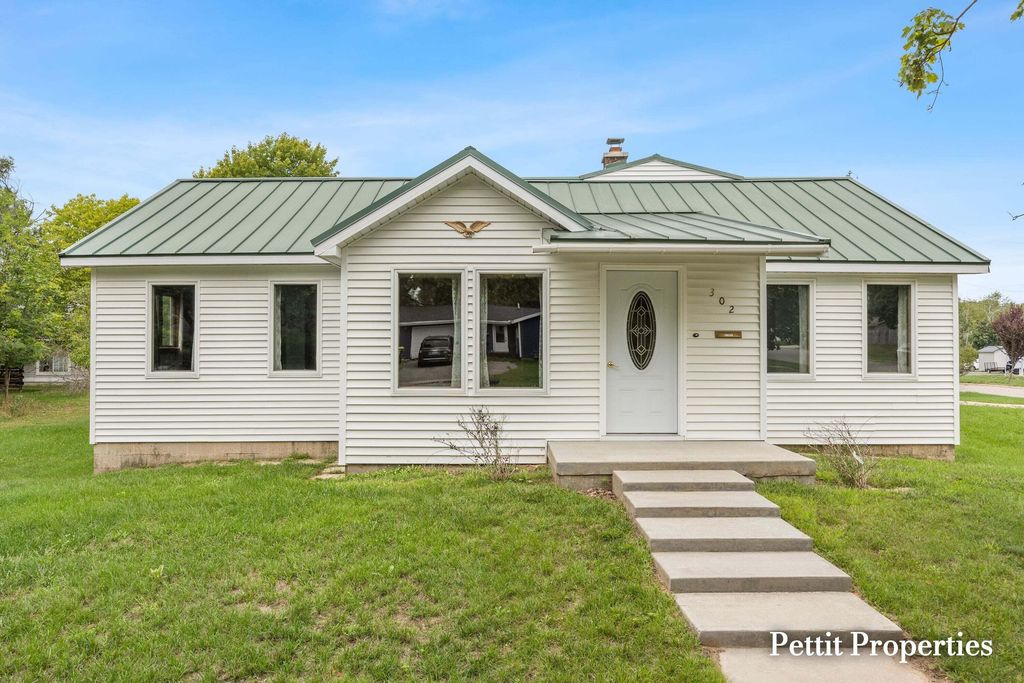 302 John Street, Clare city