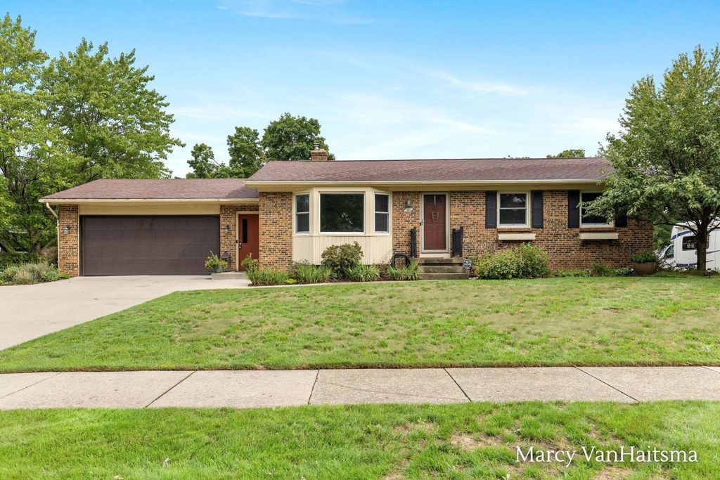 1151 Brownell Street Se, Gaines charter township