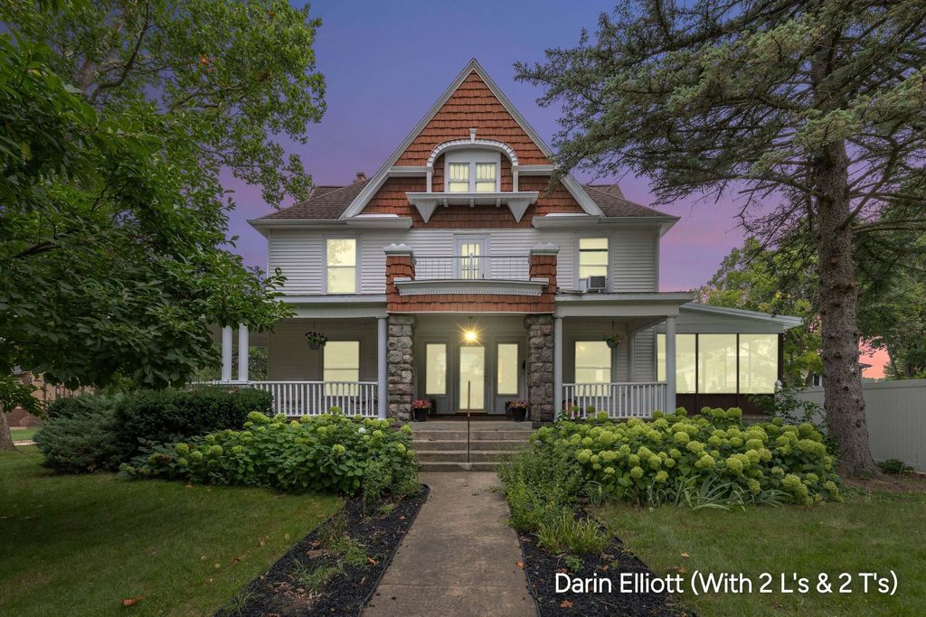 223 S Pearl Street, Belding city