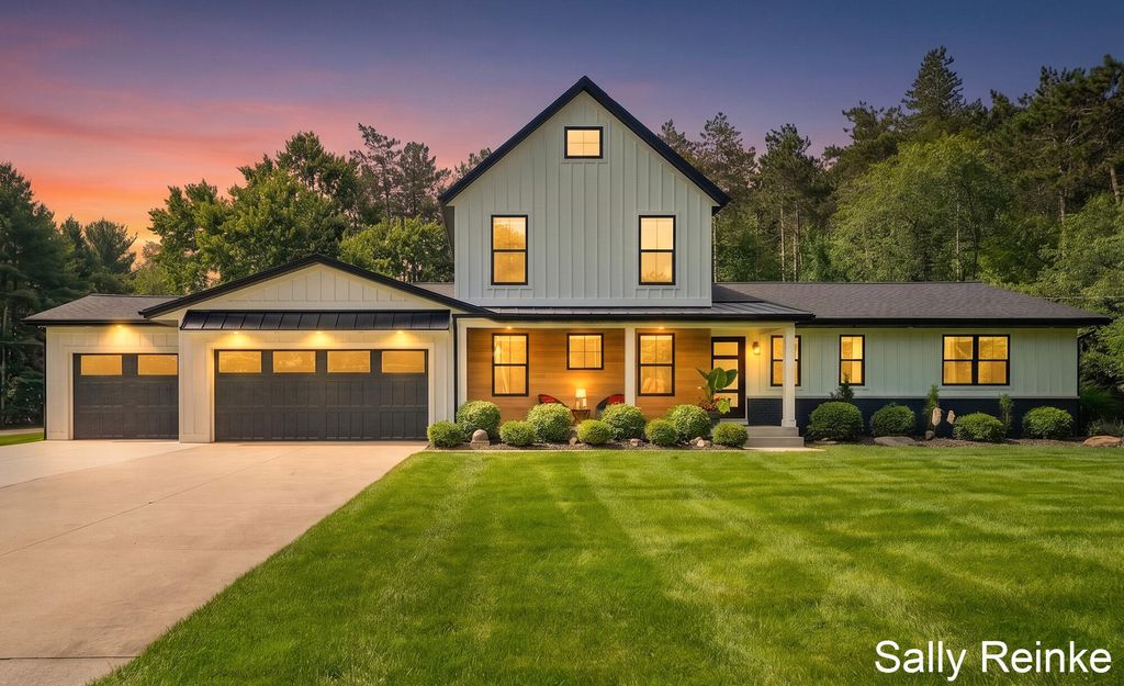 8548 Conservation Street Ne, Ada township