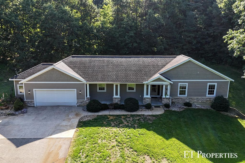 7801 Cascade Road Se, Grand Rapids