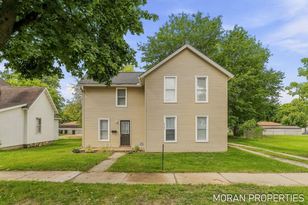 215 2nd Avenue, Big Rapids