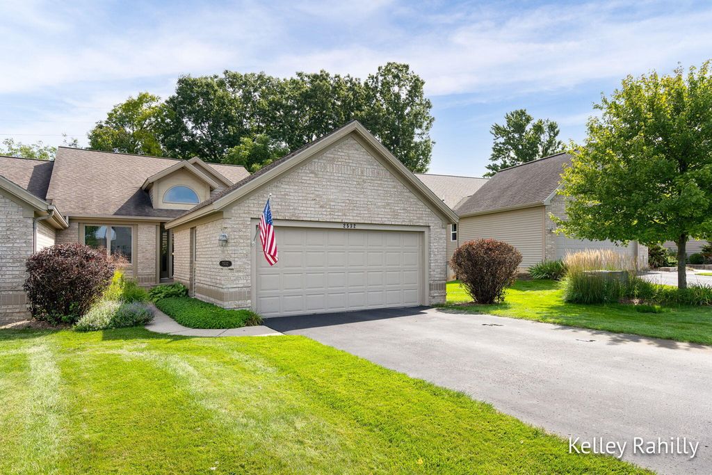 2532 Highridge Hills Lane Se, Grand Rapids