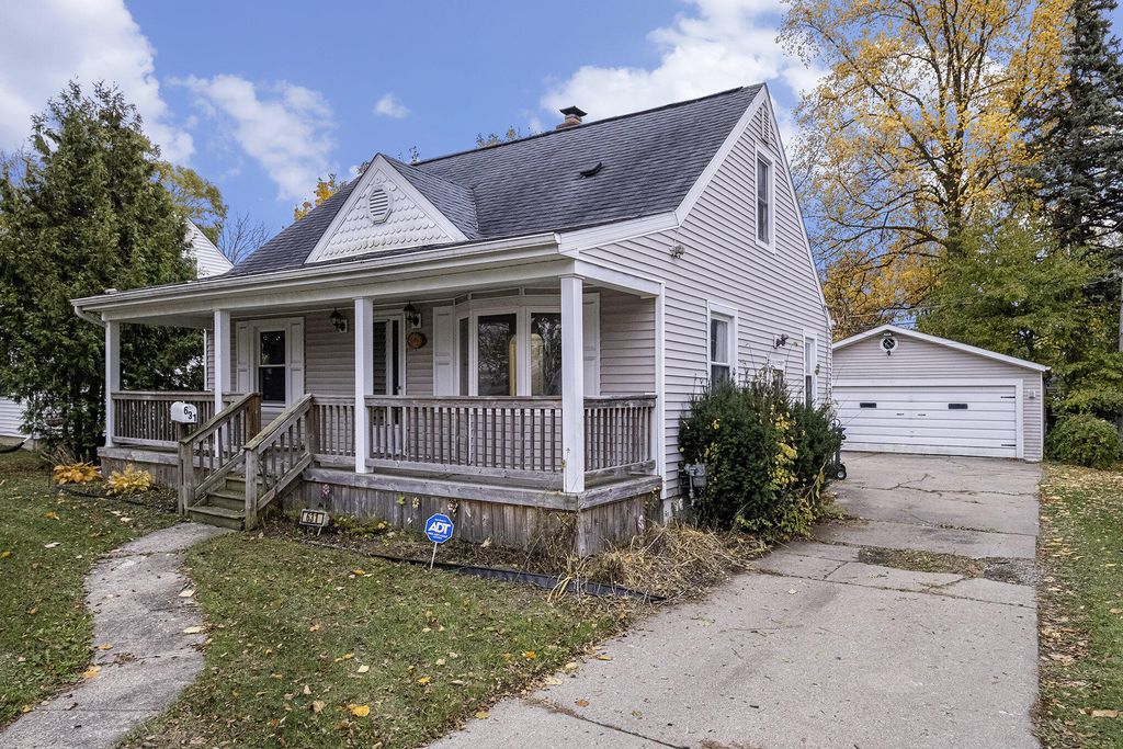 631 Campbell Street, Flint