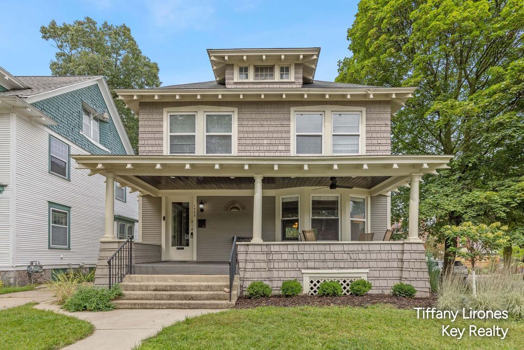 1355 Sigsbee Street Se, Grand Rapids