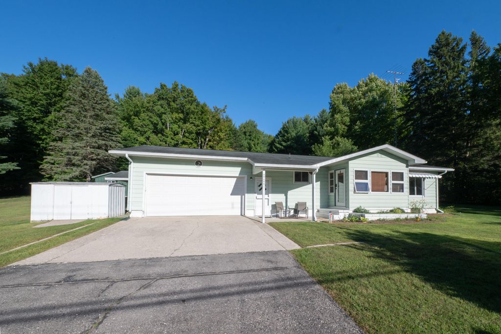10159 S East Torch Lake Drive, Alden