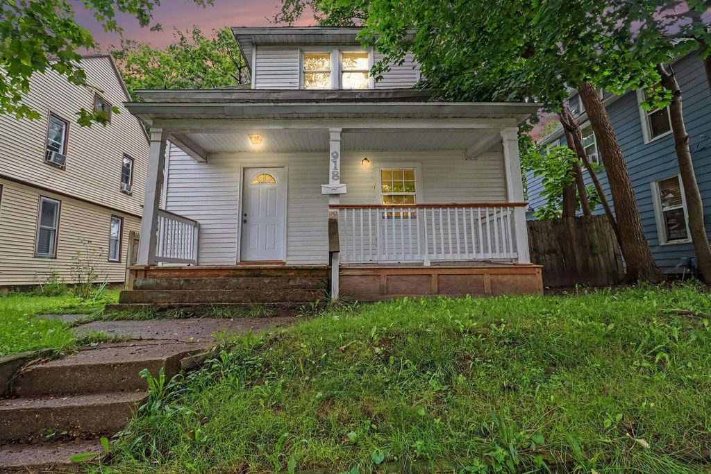 918 Dorchester Avenue Sw, Grand Rapids