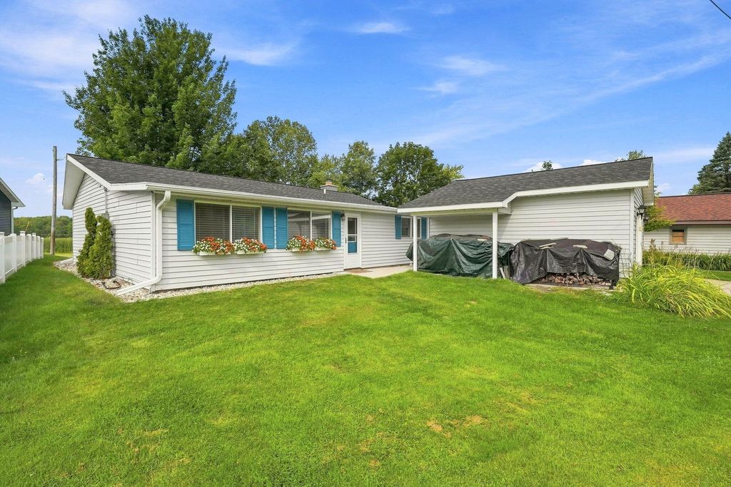 133 Brandy Drive, Cadillac