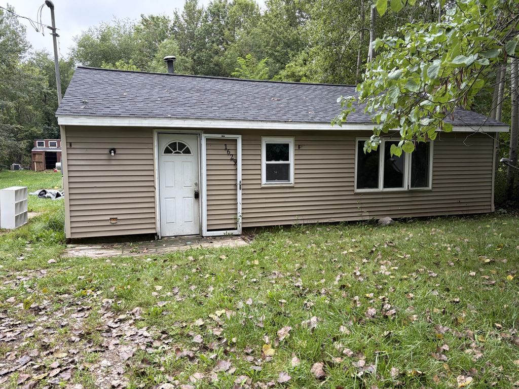 16293 24th Avenue, Coopersville
