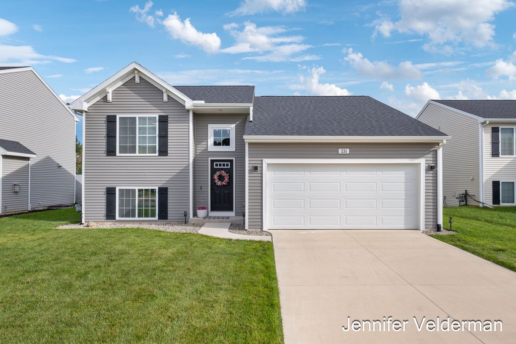 331 N Tannenbaum Trail, Cedar Springs