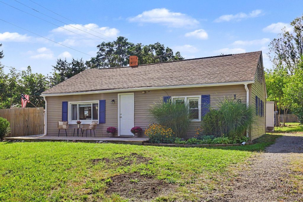 169 Linda Street Ne, Cedar Springs