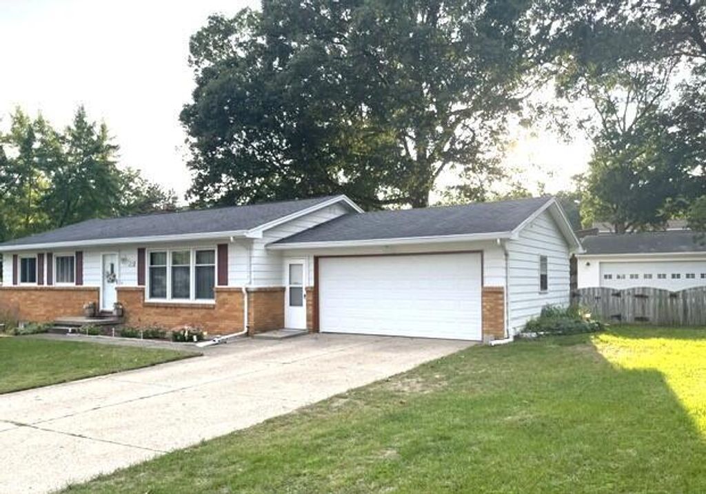 2535 Powers Avenue Nw, Grand Rapids