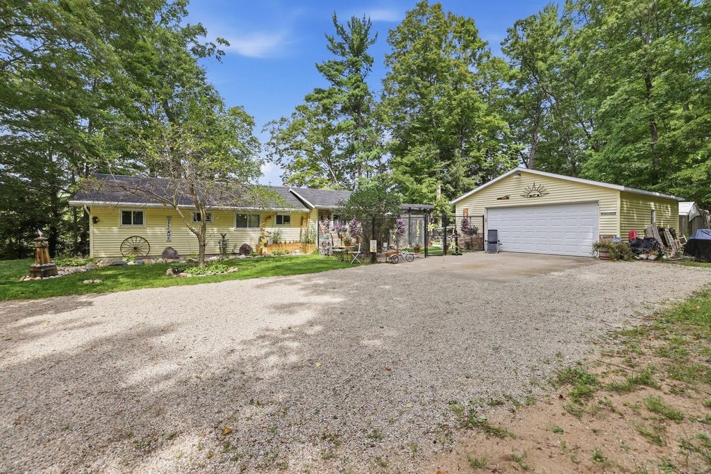 3936 Truesdale Street, Newaygo