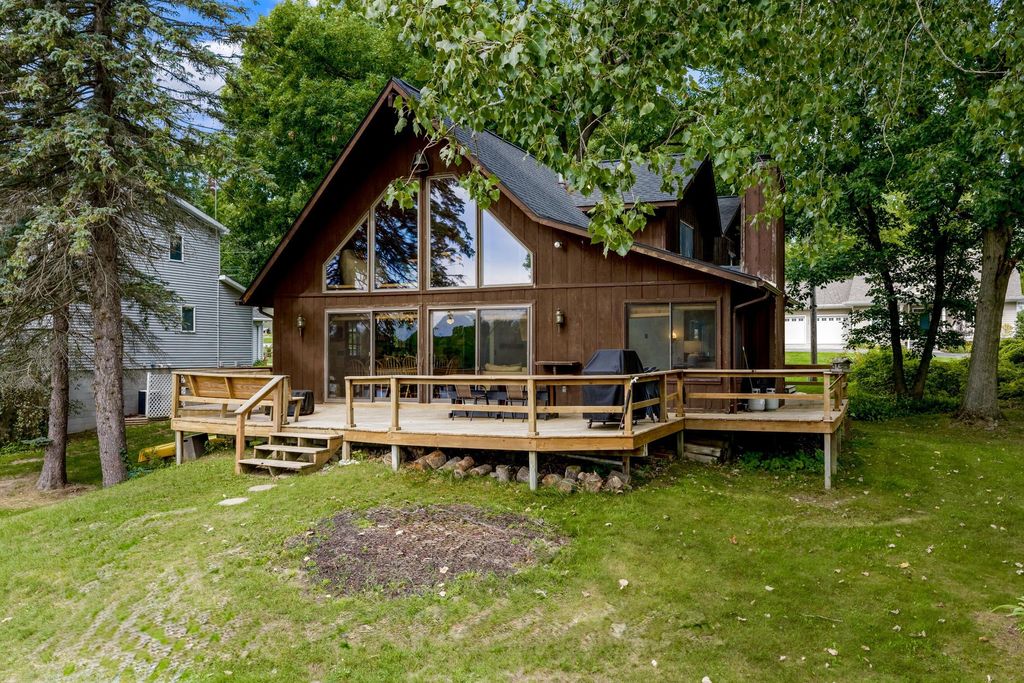 11237 Lake Road, Stanwood