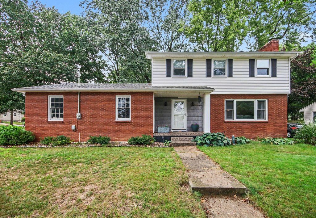 2623 Valley Avenue Nw, Grand Rapids