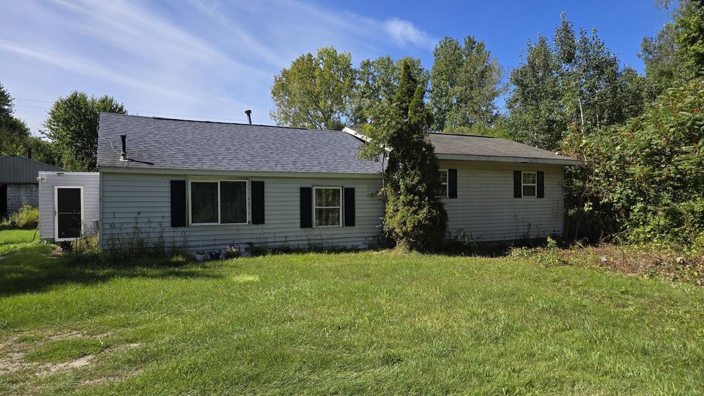 5065 Lorenson Road, Muskegon