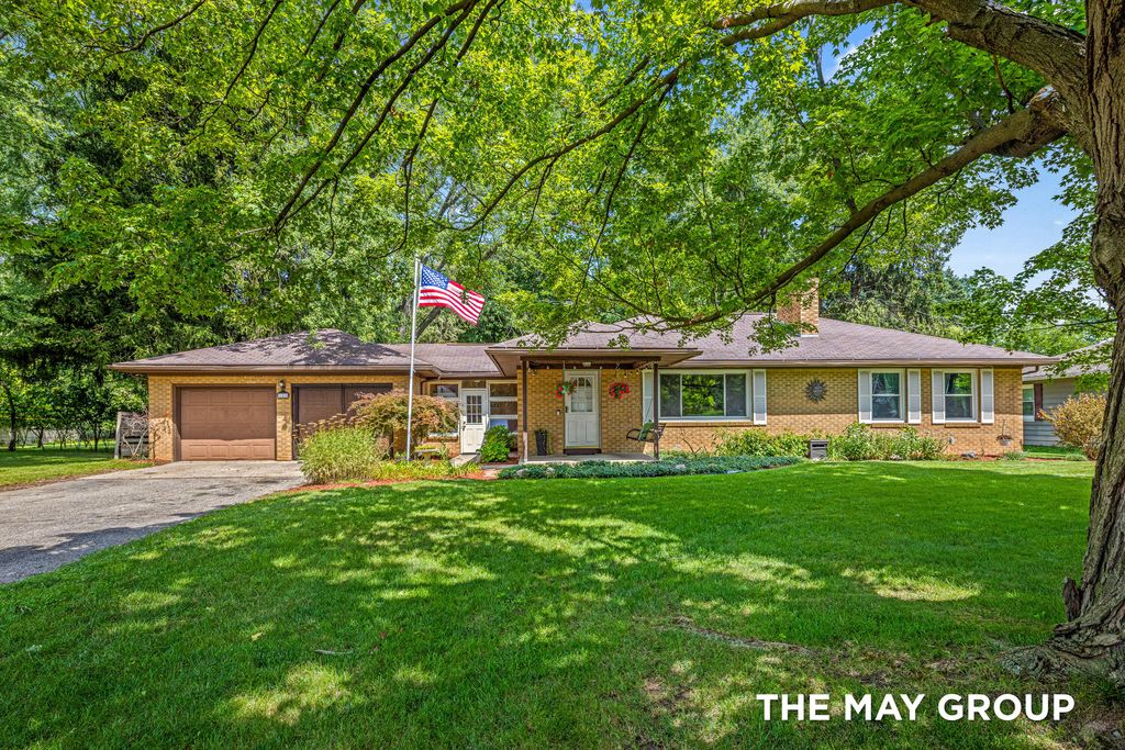 1515 Lancashire Drive Se, Grand Rapids