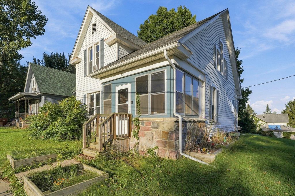 804 N Main Street, Nashville